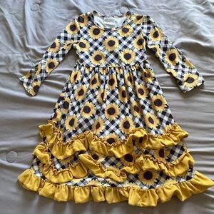Girls dress